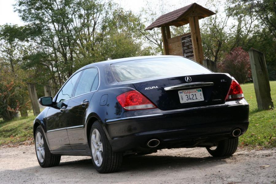  Acura RL 2008 года  (фото 18 из 85)